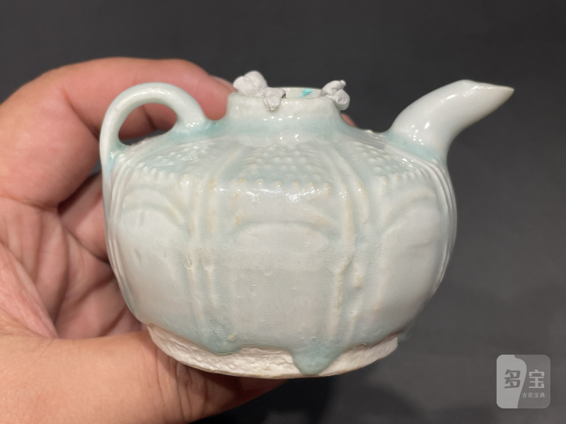 明 湖田窑并蒂莲水注 - 图6